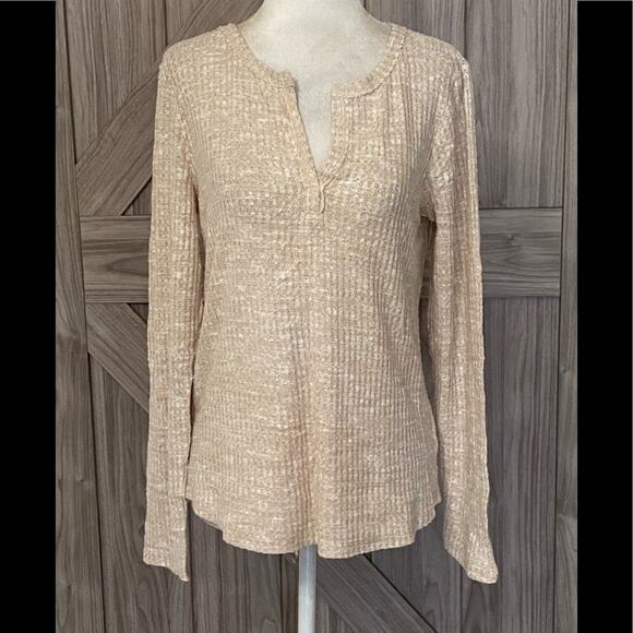 NWT socialite medium oatmeal and white Henley - Picture 2 of 5